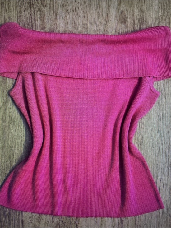 Tops - Off-Shoulder Pink Knit Top
